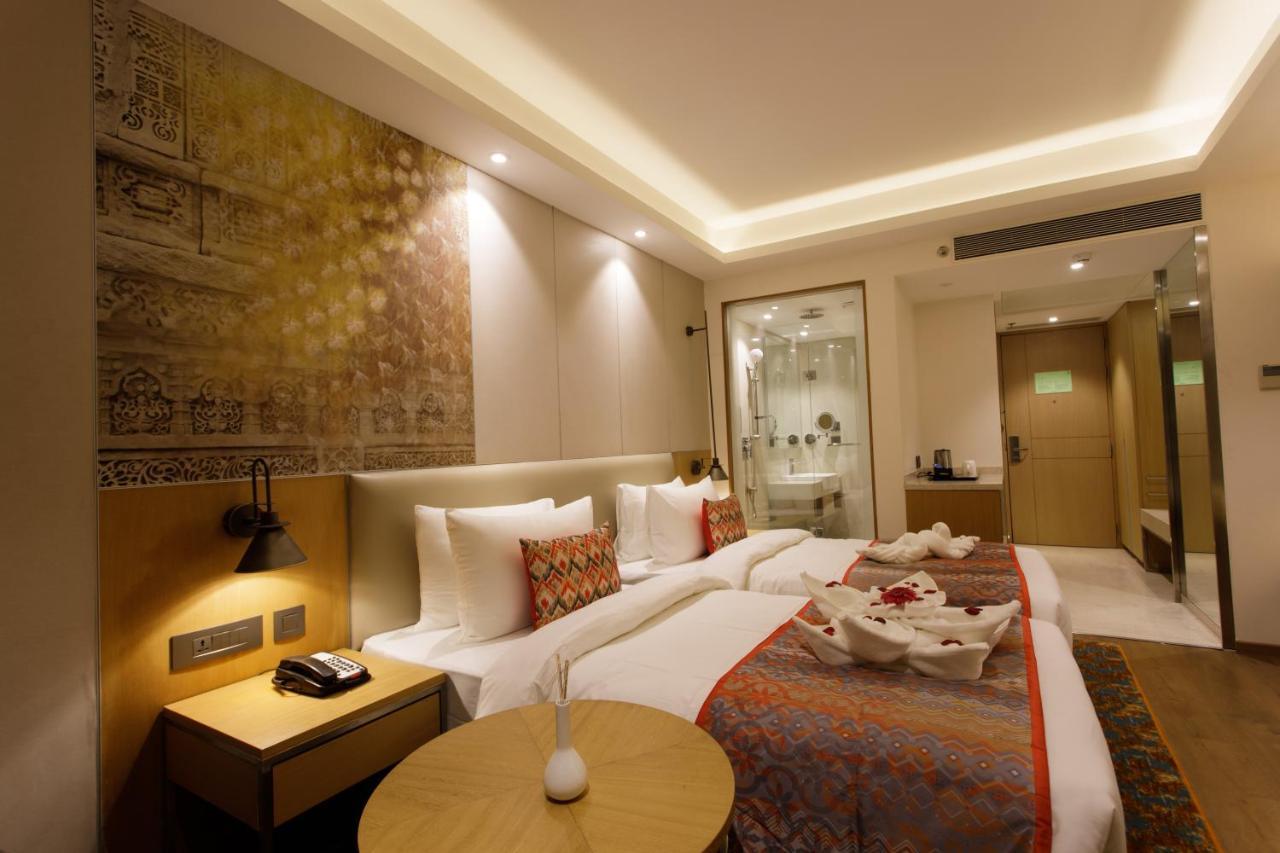Sayaji Jamnagar Hotel Bagian luar foto