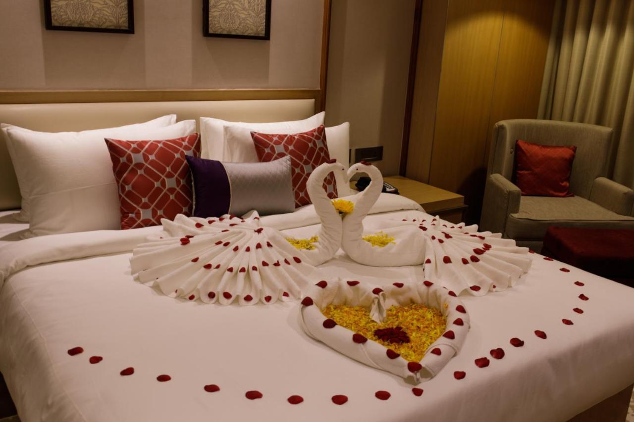 Sayaji Jamnagar Hotel Bagian luar foto