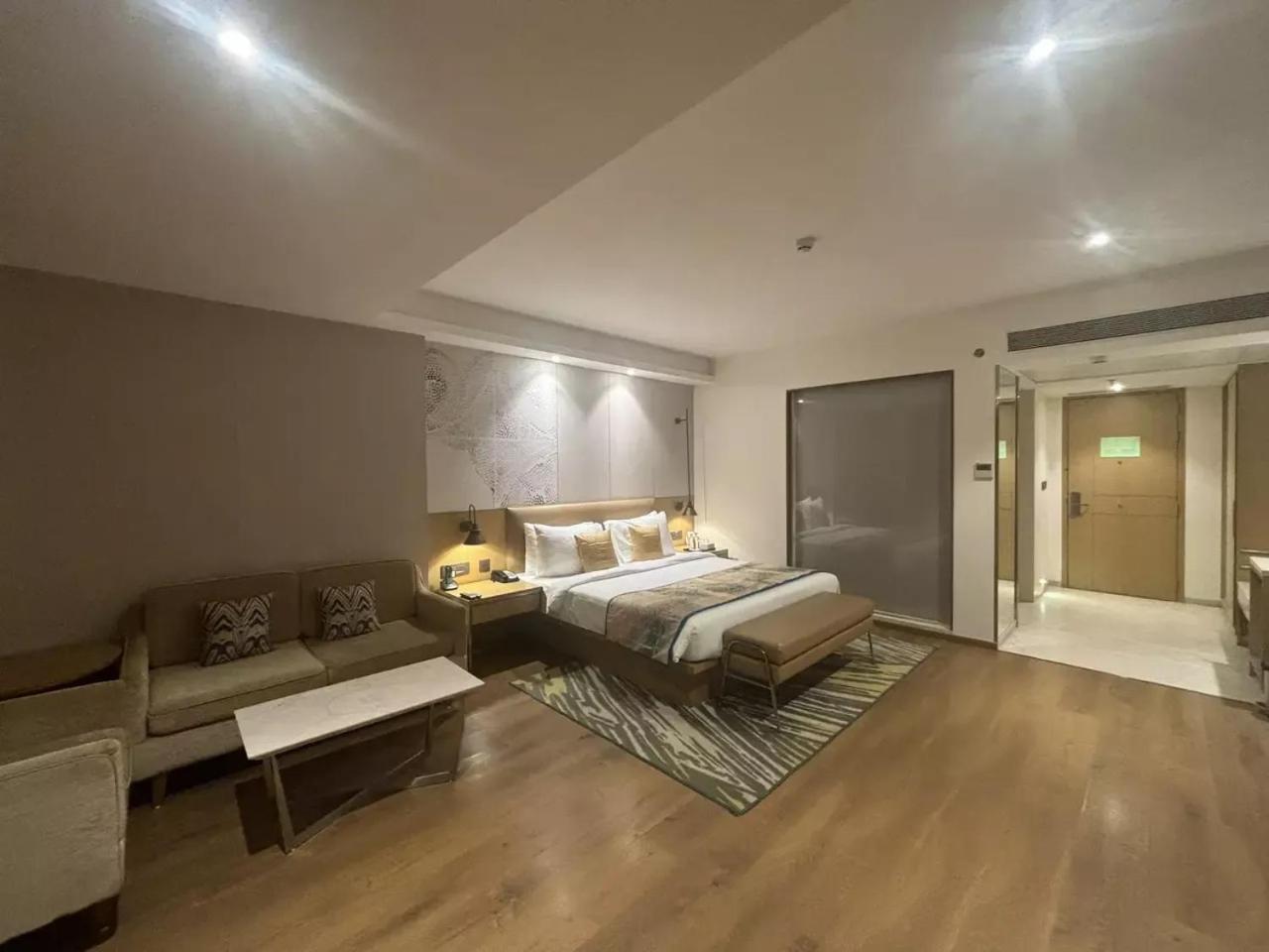 Sayaji Jamnagar Hotel Bagian luar foto