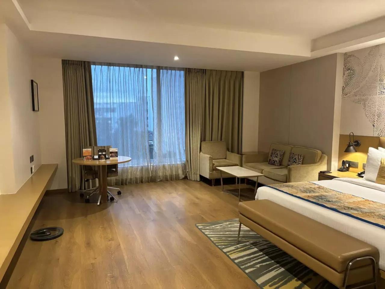 Sayaji Jamnagar Hotel Bagian luar foto